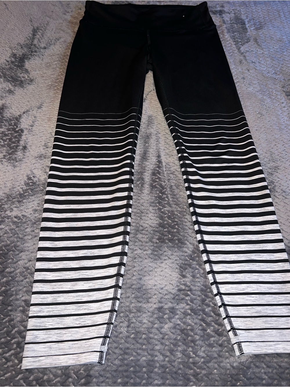 GAP Fit Active Leggings, Black and Gray Striped